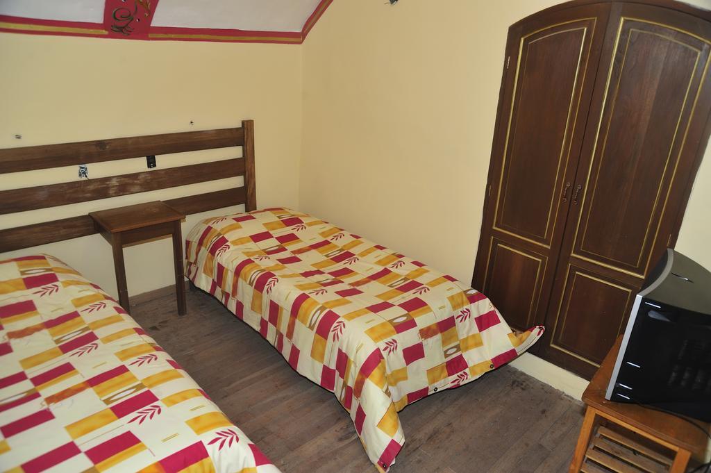 Hostal La Casona Potosí Szoba fotó